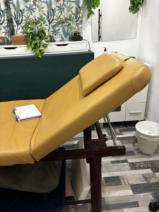 camilla de estética