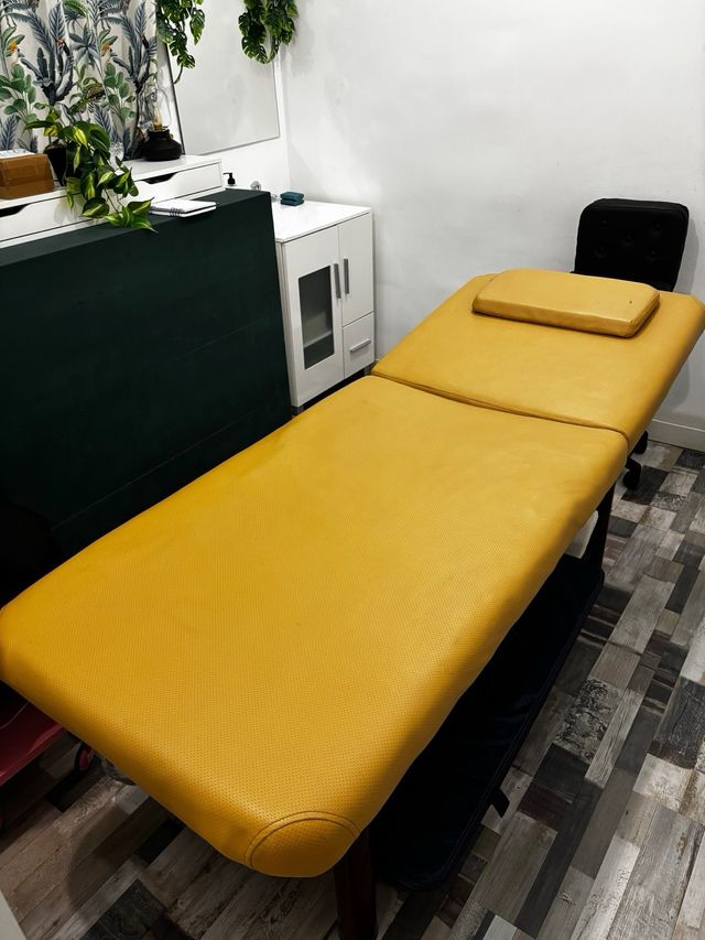 camilla de estética