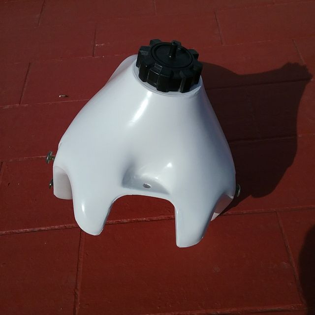 Depósito Rieju RV 50