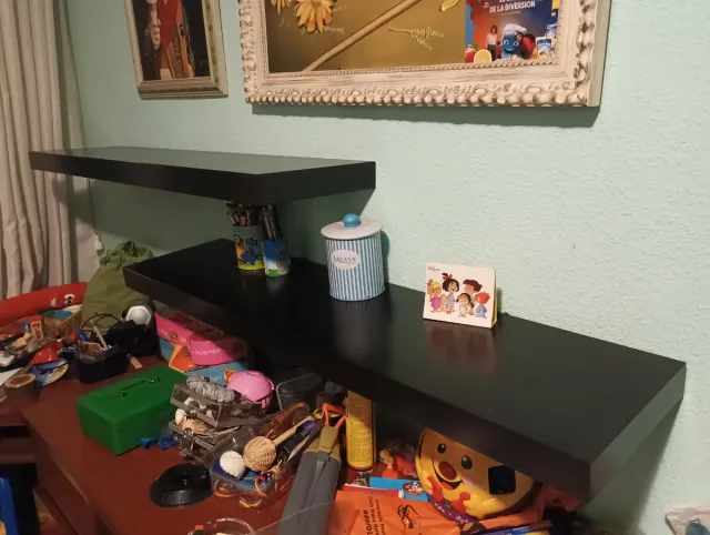 Baldas flotantes negras