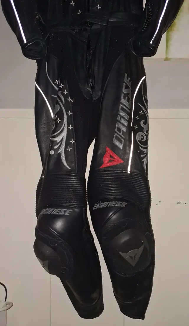 Mono 2 piezas Dainese moto Casi sin uso,como nuevo