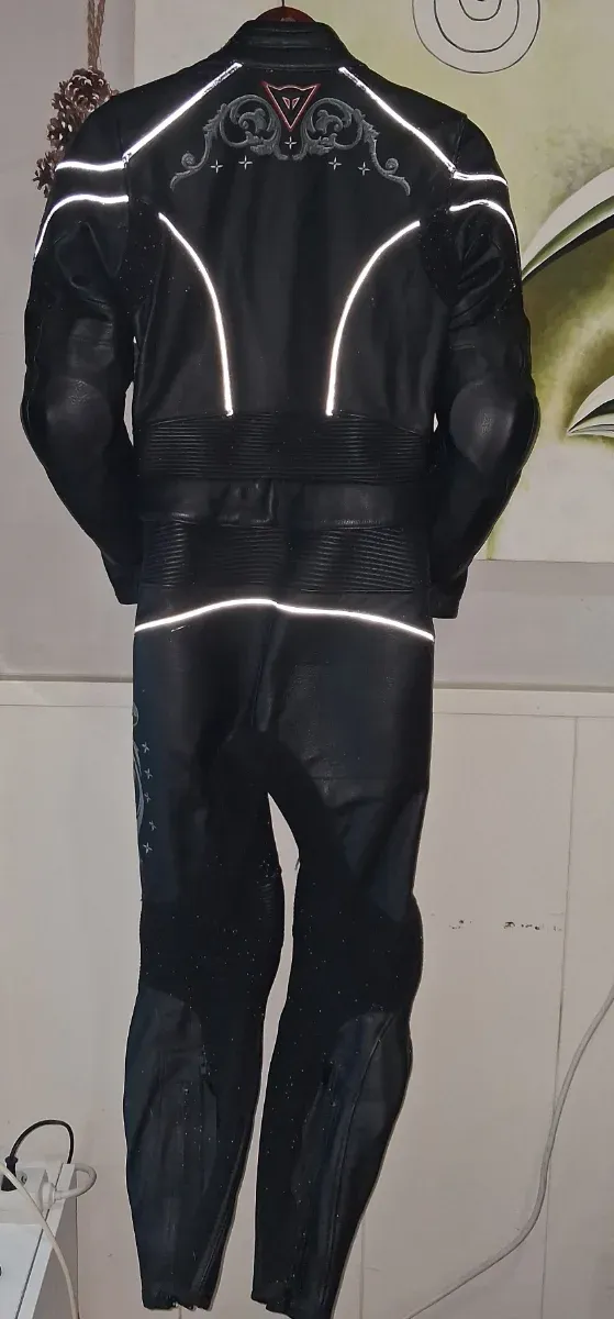 Mono 2 piezas Dainese moto Casi sin uso,como nuevo