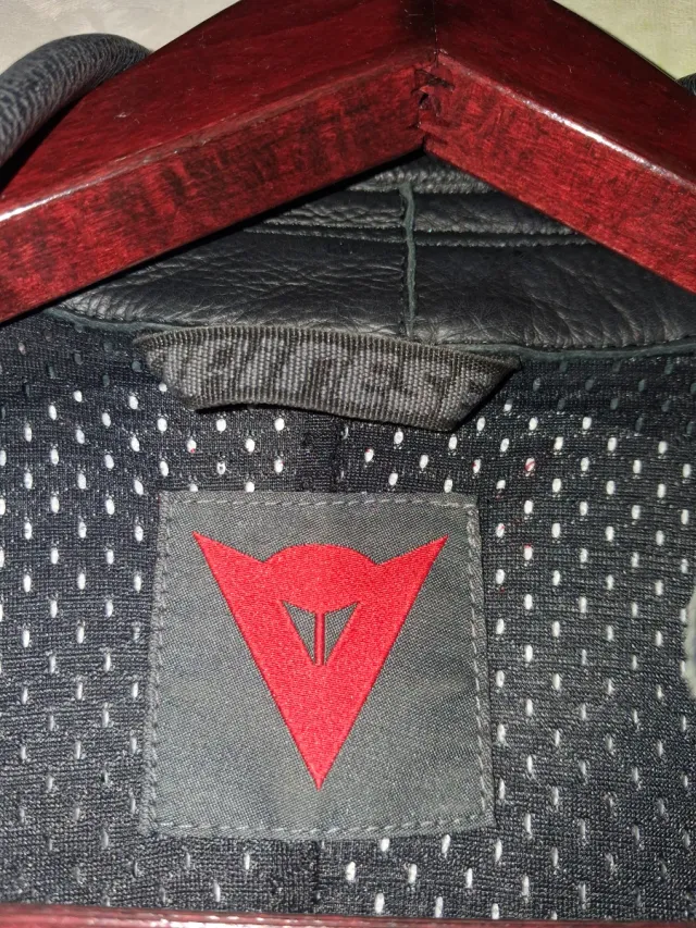Mono 2 piezas Dainese moto Casi sin uso,como nuevo