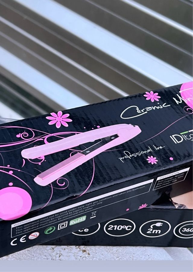 Plancha Pelo Taurus y dos regalitos de viaje