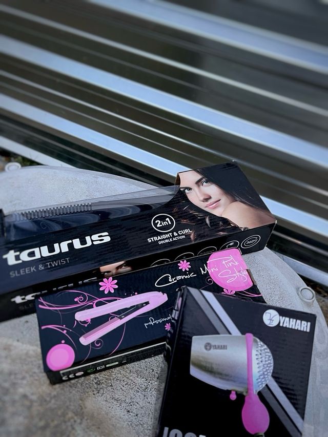 Plancha Pelo Taurus y dos regalitos de viaje