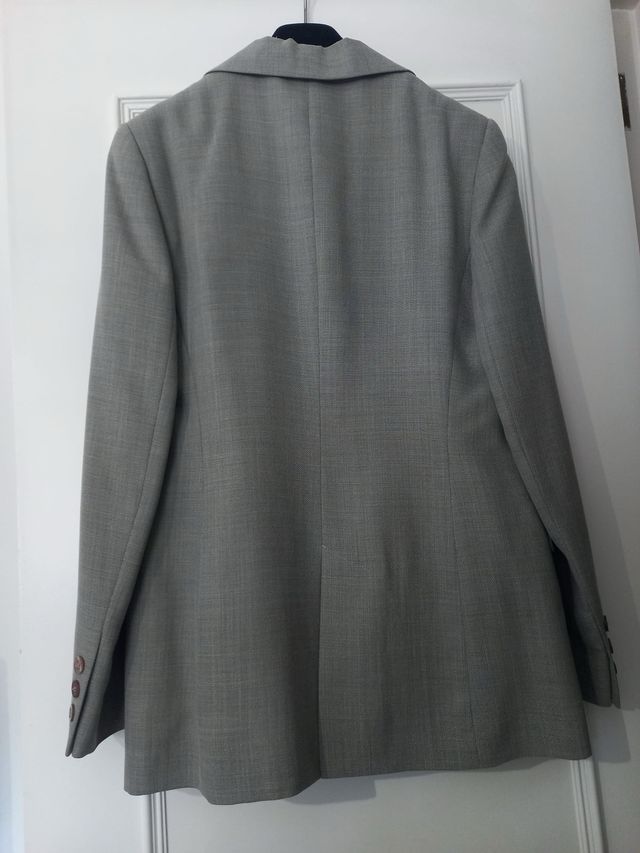 Traje chaqueta pantalón gris