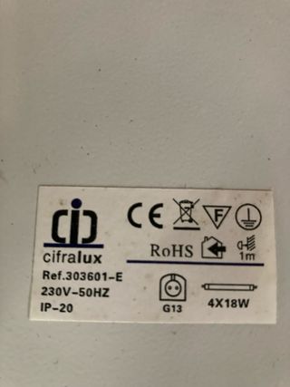 Pantalla Luminaria 4 Tubos