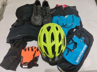 Pack Ropa y Accesorios Bici