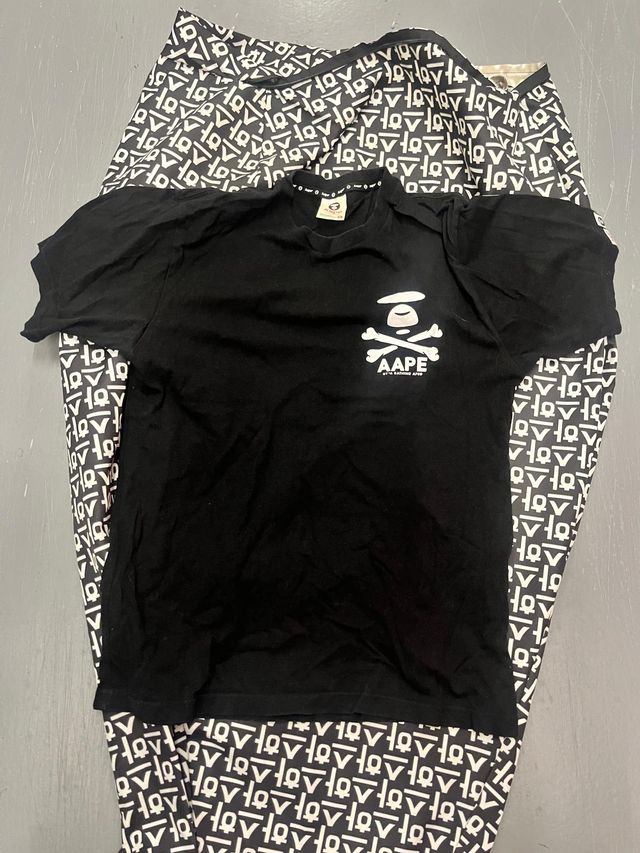 Camiseta AAPE NOW Negra