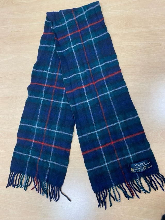 Bufanda cuadros Johnstons 100% Lana Cordero