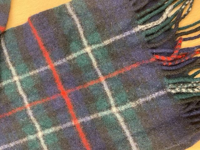 Bufanda cuadros Johnstons 100% Lana Cordero