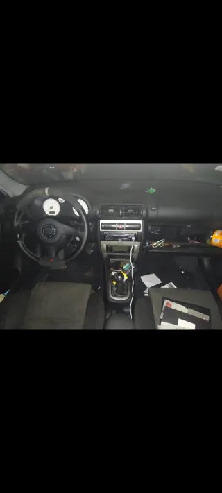 Piezas interior Seat León FR