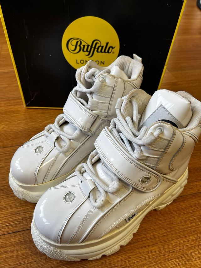 Botas Buffalo London Blancas