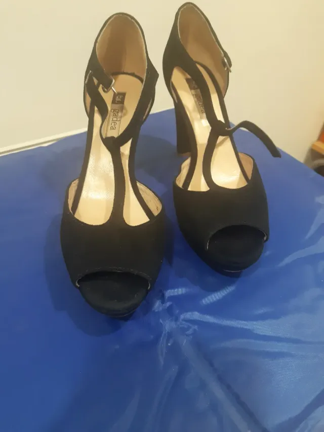 Zapatos Gadea Talla 37 Negro