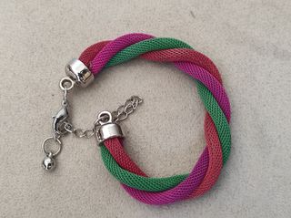 Pulsera trenzada