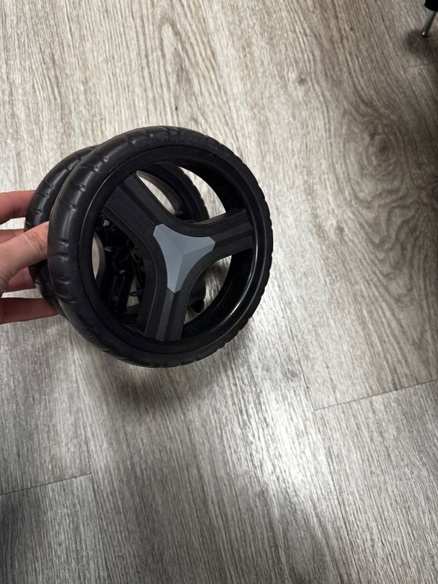 Cochecito de bebé Irma hasta 15 kg