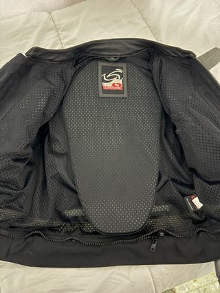 Mono de cuero Levior 2 piezas