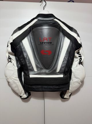 Mono de cuero Levior 2 piezas