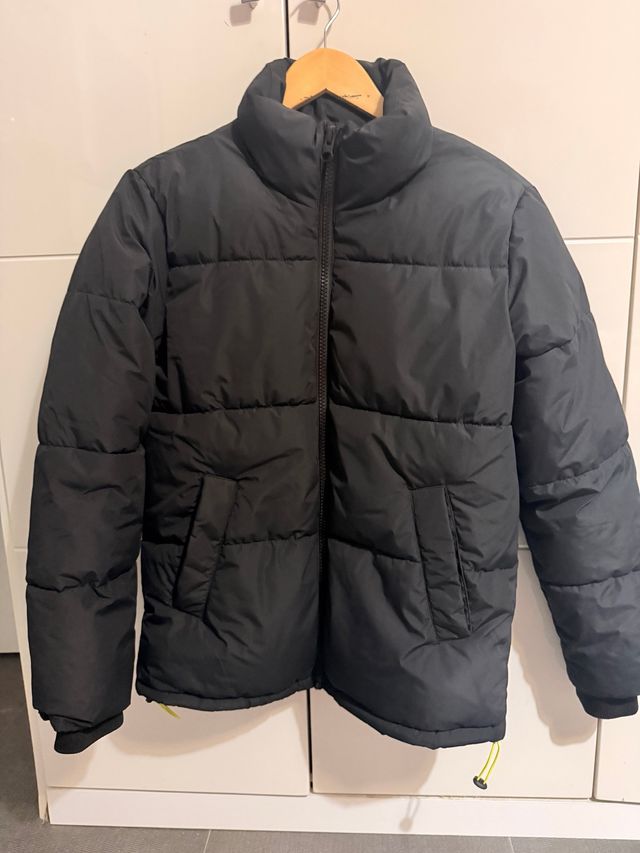 Plumífero Bershka Negro Talla XS