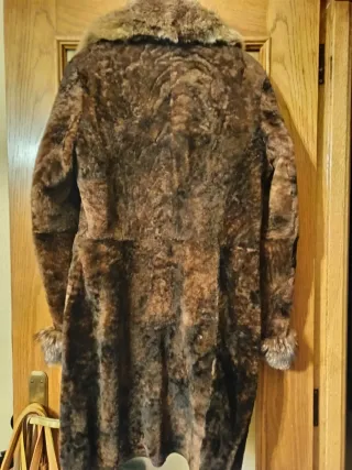 Descuento Black Friday - Abrigo de piel marrón co