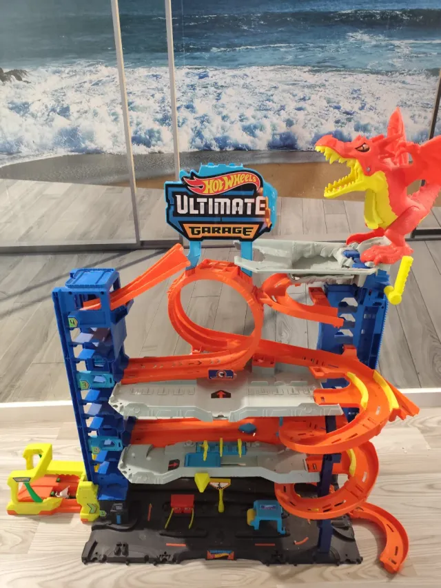 Hot Wheels Ultimate Garage Dragón