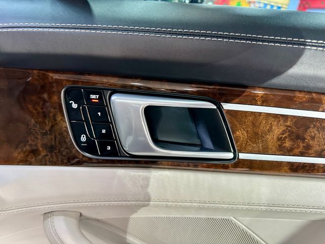 Porsche PANAMERA TURBO S E-Hybrid 680cv