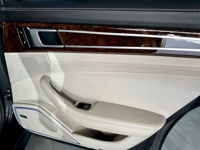 Porsche PANAMERA TURBO S E-Hybrid 680cv