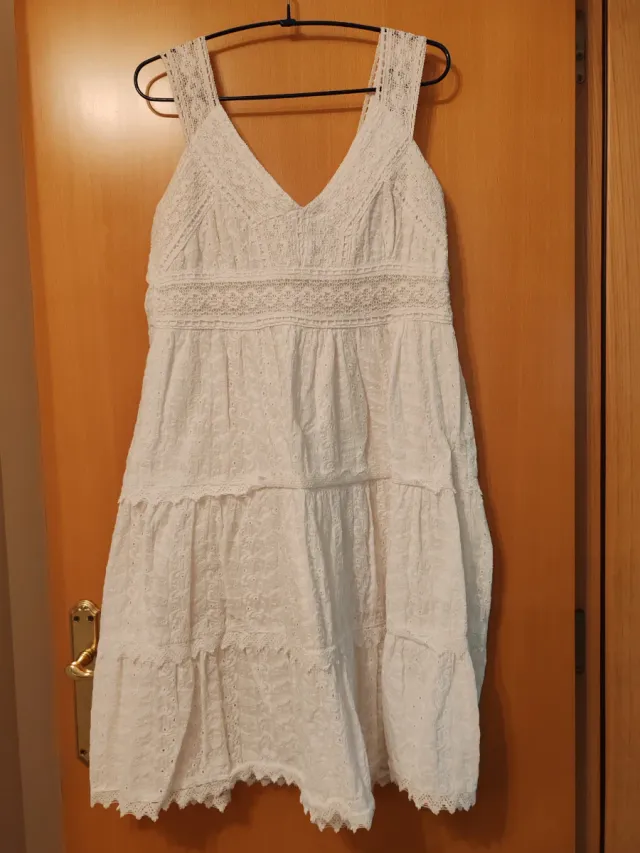 Vestido blanco de encaje