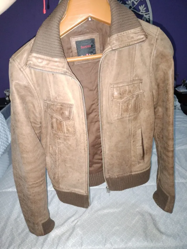Chaqueta Bershka Marrón Bomber