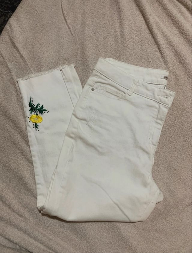 Pantalones blancos bordados talla XXL Punto Roma
