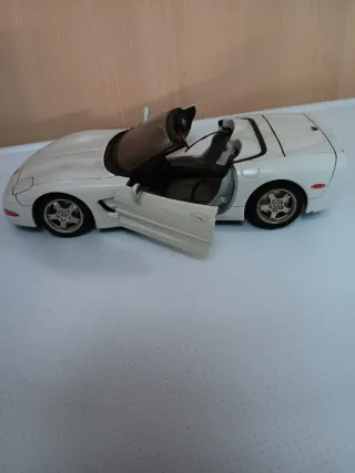 Réplica Coche Corvette Blanco