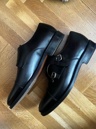 Zapatos Doble Hebilla Berwick Negros