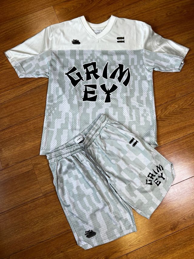 Conjunto Grimey Camuflaje Gris y Blanco