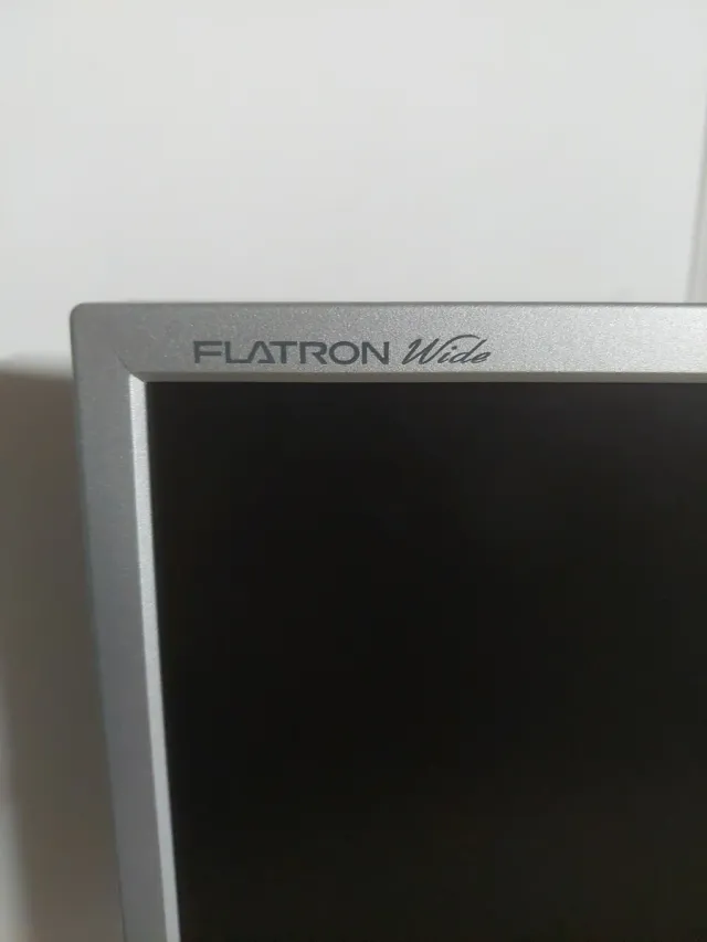 Monitor LG FLATRON M 19 Plata/Negro