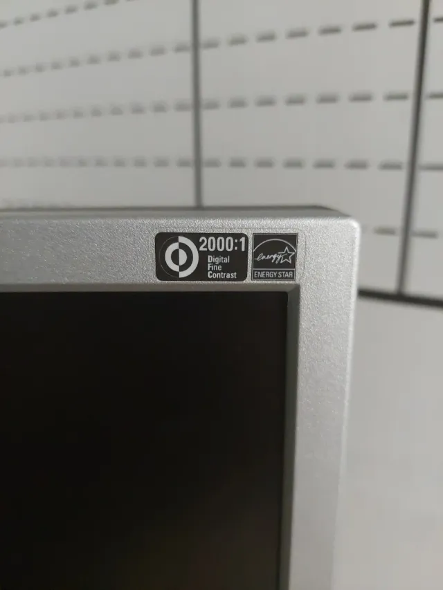 Monitor LG FLATRON M 19 Plata/Negro