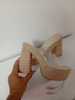 Zapatos Bershka Talla 37 Beige