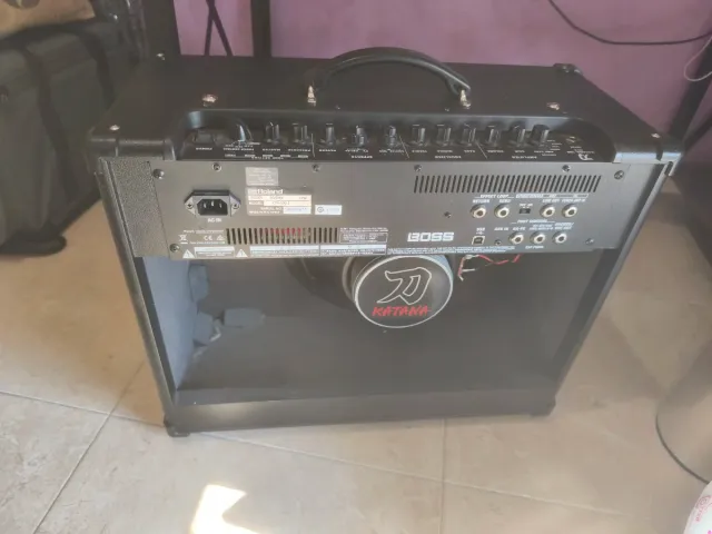 Amplificador Boss Katana-100 Mk II