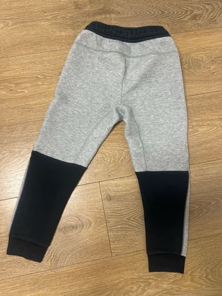 Pantalón Nike Tech Niño M 147cm