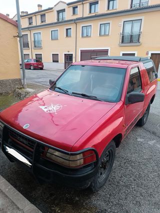 Opel Frontera 1992