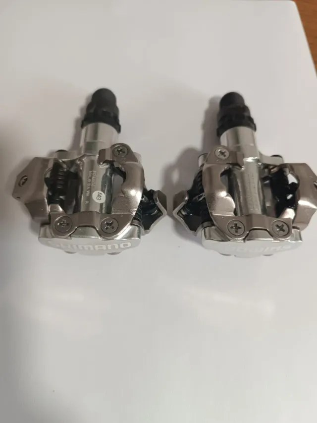 Pedales Shimano PD-M520