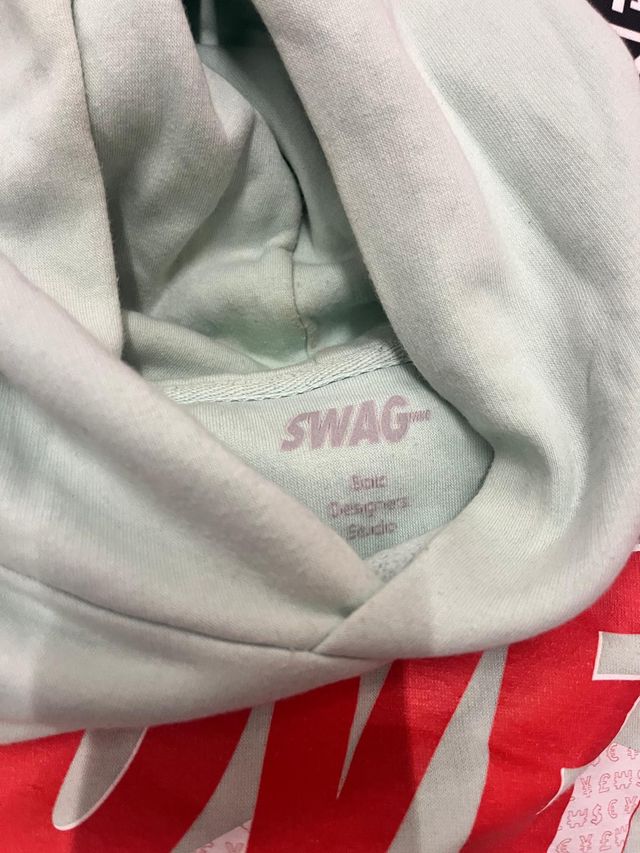 Sudadera con capucha FAKE LOVE verde y rojo