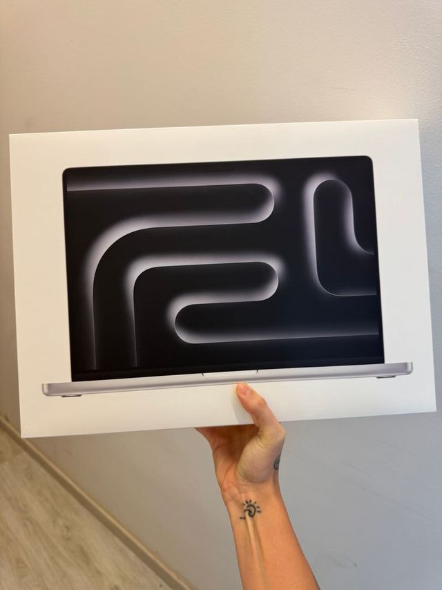 MacBook Pro 14" M4 Pro 24gb/512gb 2025 precintado