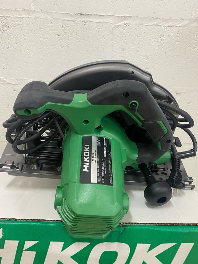 Sierra Circular Hikoki 235mm 9-1/4 C 9U3