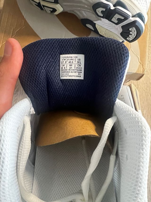 Zapatillas Asics Gel-Kayano Plata/Blanco