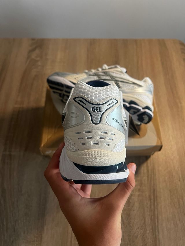 Zapatillas Asics Gel-Kayano Plata/Blanco