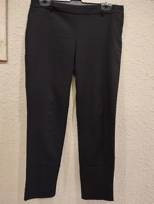 Pantalón vestir negro con abertura