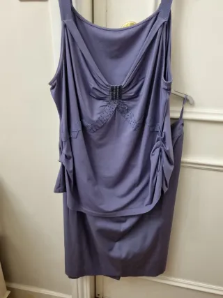 Traje 3 piezas color malva chaqueta y falda