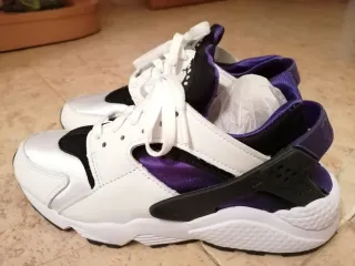 Zapatillas mujer Nike Air Huarache Morado/Blanco