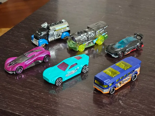 Lotto 6 Hotwheels