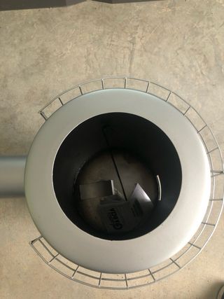 Estufa de leña plateada